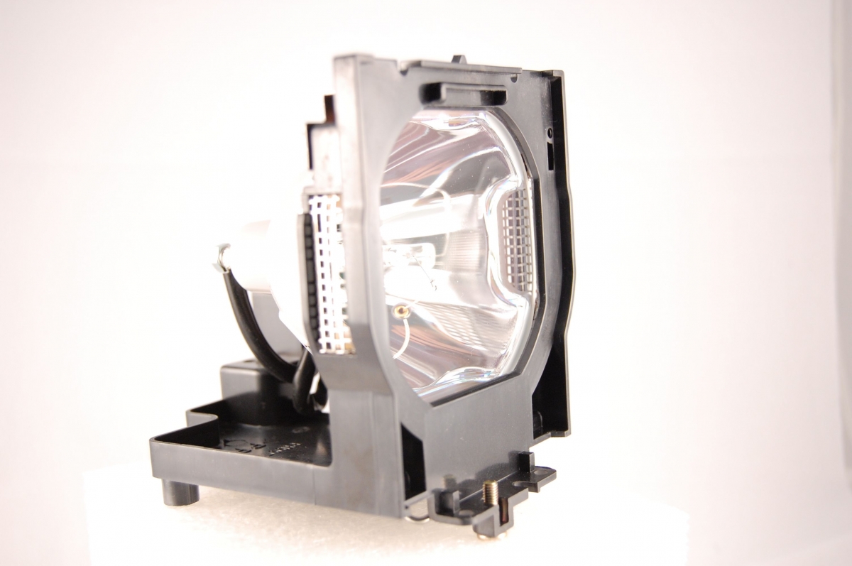 Compatible Projector lamp for EIKI LC-UXT1D