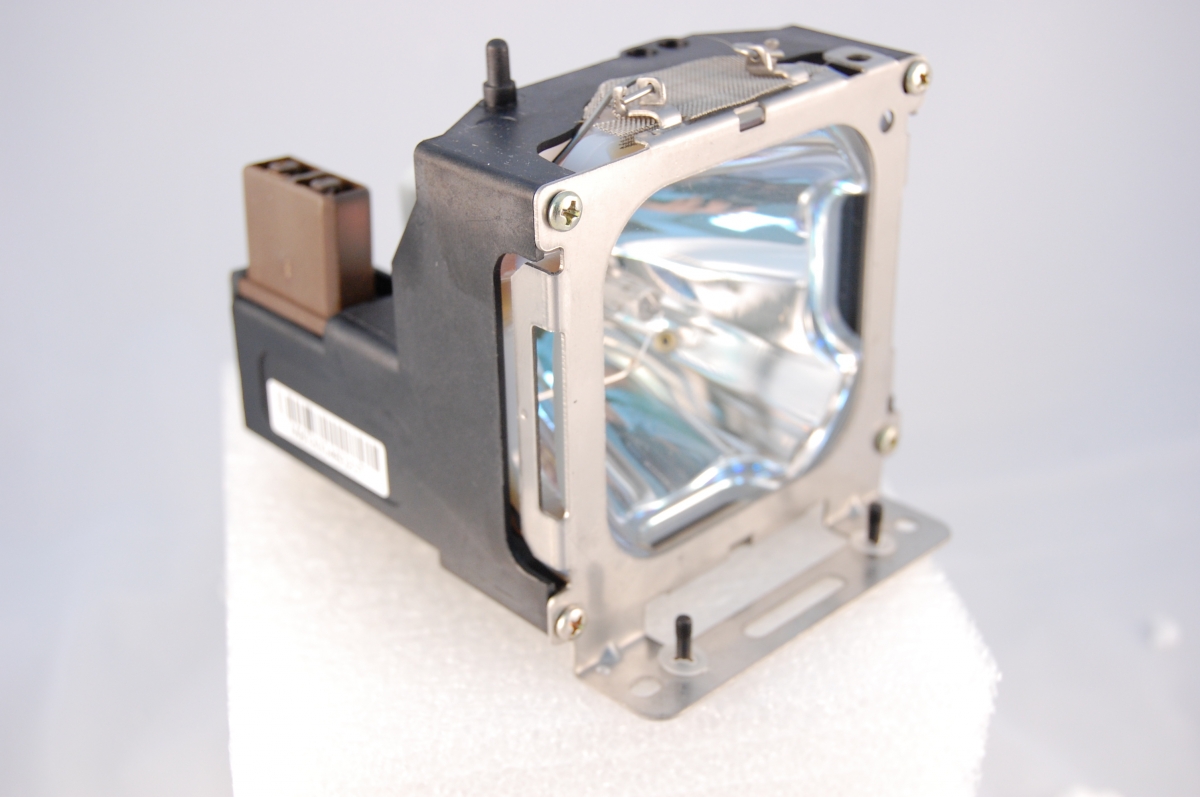 Compatible Projector lamp for 3M MP8775