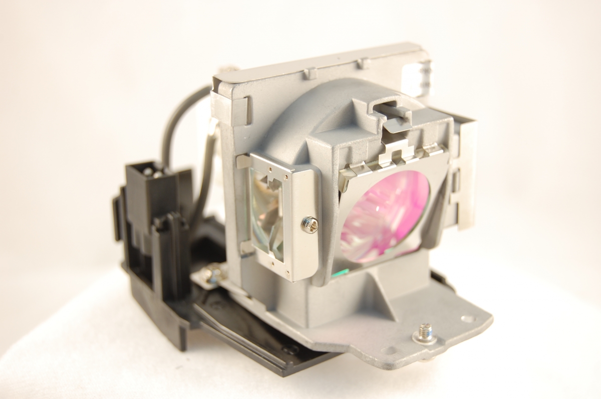 BENQ Projector lamp for MP723; MP722; MP711; MP711c; EP1230