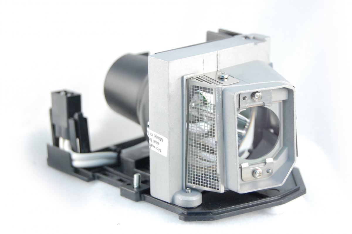 Compatible Projector lamp for NOBO S28