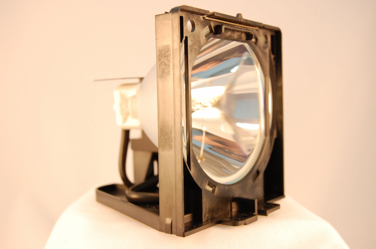 Compatible Projector lamp for SANYO 610-282-2755