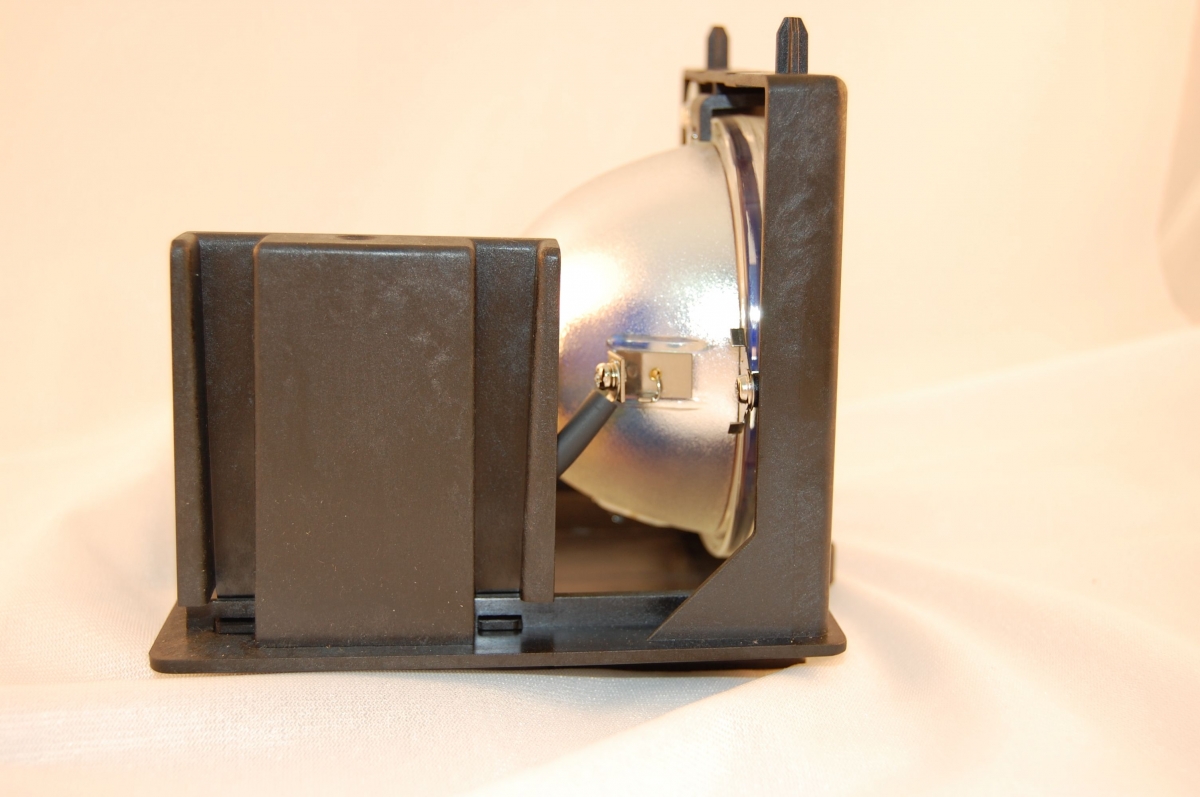 Original Bulb Inside for RCA, HD61LPW163YX3 Replacement Projector Lamps