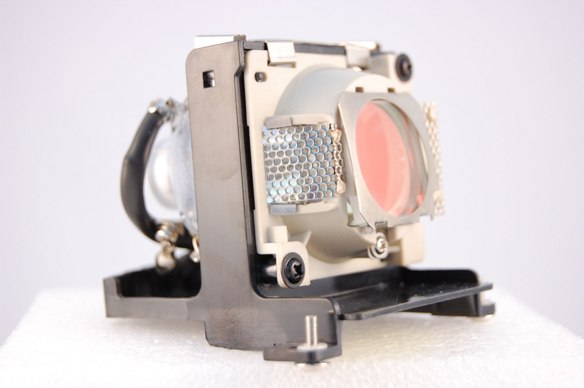 Compatible Projector lamp for HP 60.J3503.CB1