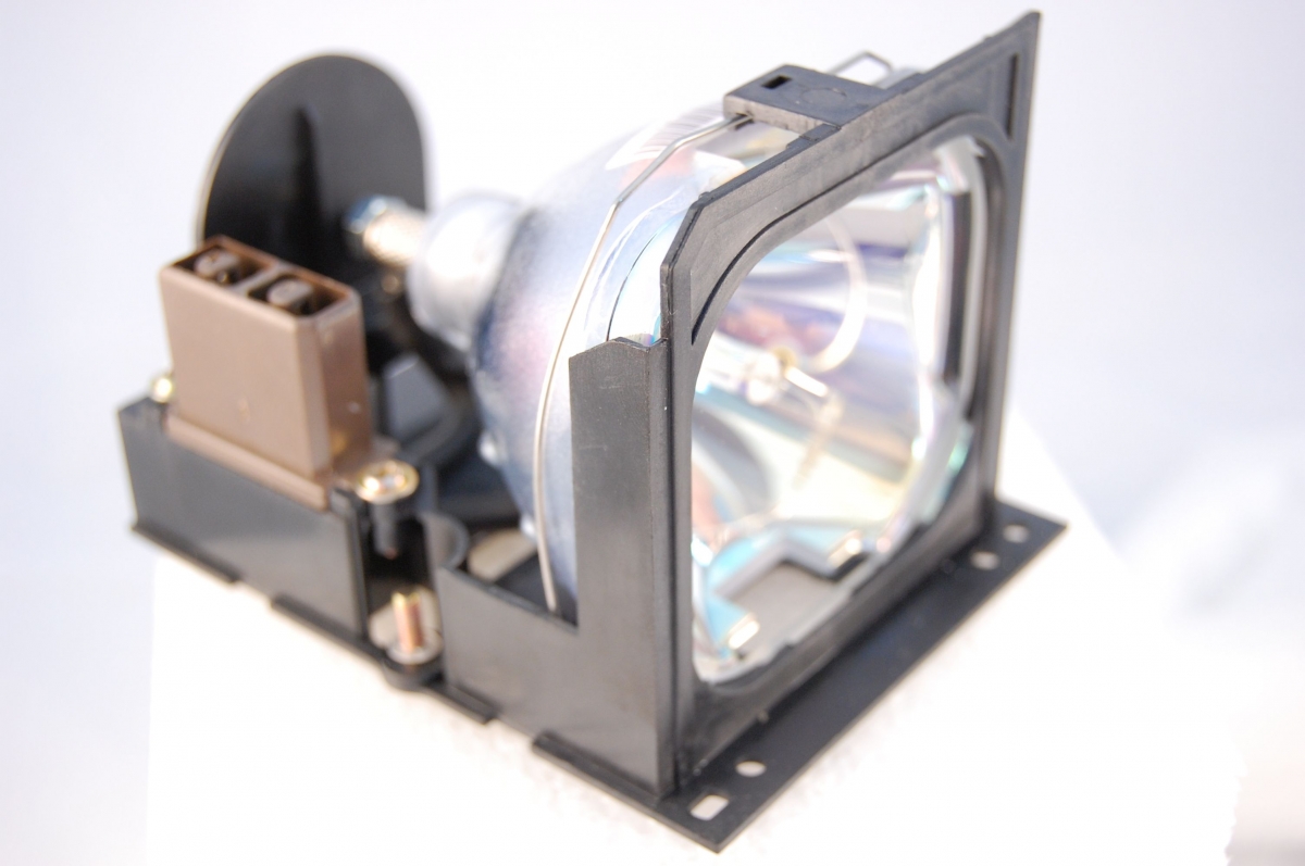 A+K Projector lamp for LVP-X80U; LVP-SA51