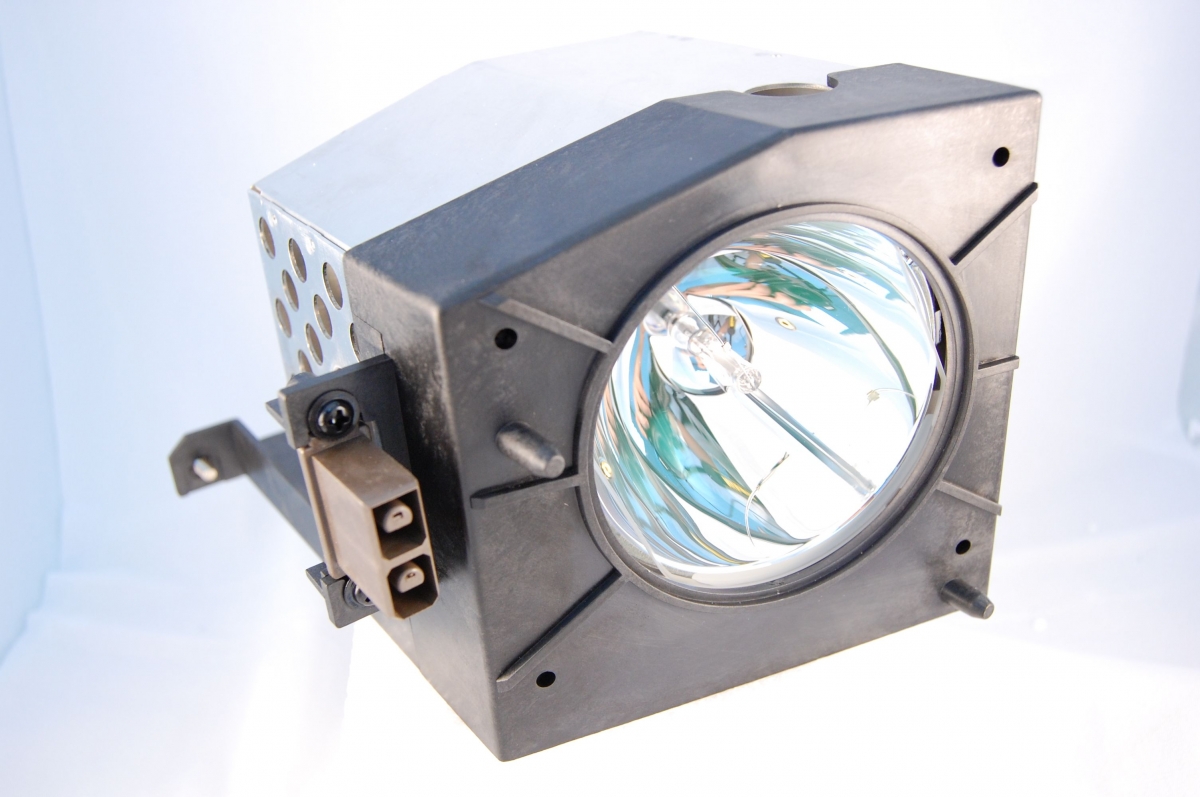 Compatible Projector lamp for TOSHIBA 62HM85