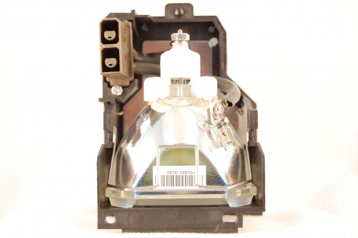Compatible Projector lamp for NEC MT1040 Replacement Projector Lamps