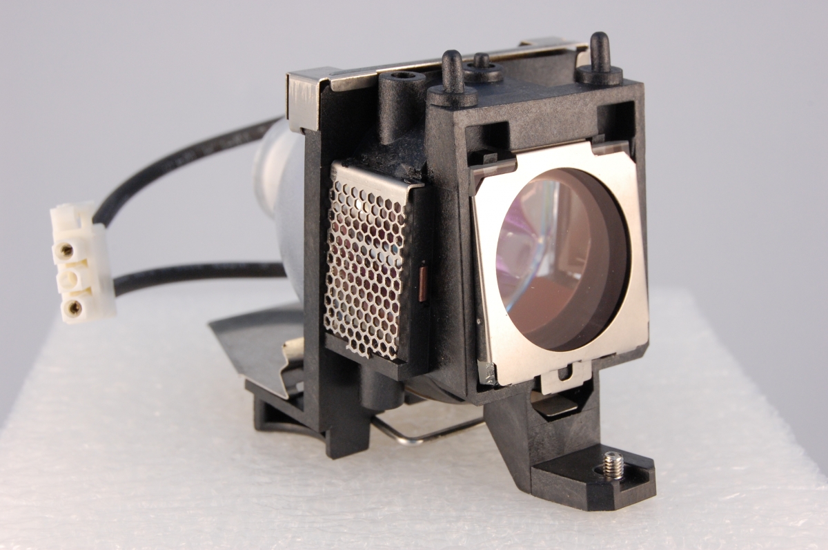 Compatible Projector lamp for BenQ MP610-B5A