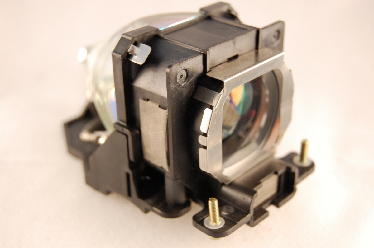 Compatible Projector lamp for PANASONIC PT-AE700E